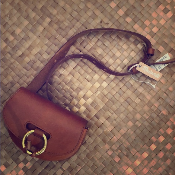 Madewell Handbags - Madewell Fanny Pack **Brown Leather** - NWT